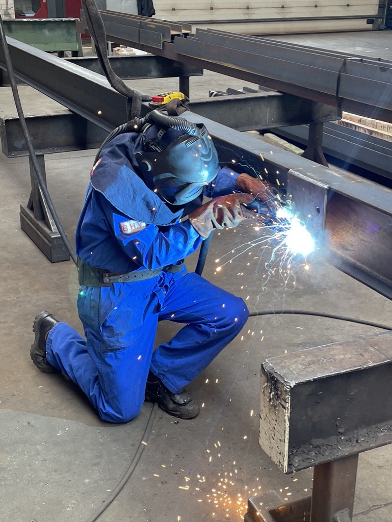 Metaalbewerker of montagemedewerker (ervaring is niet nodig, wél de passie om te leren) 1 Bakker Workum Lasser Lassen 02